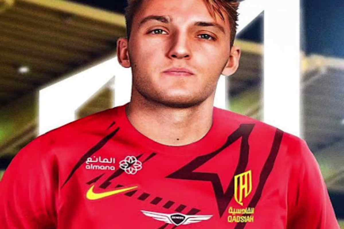 mateo retegui con la nuova maglia