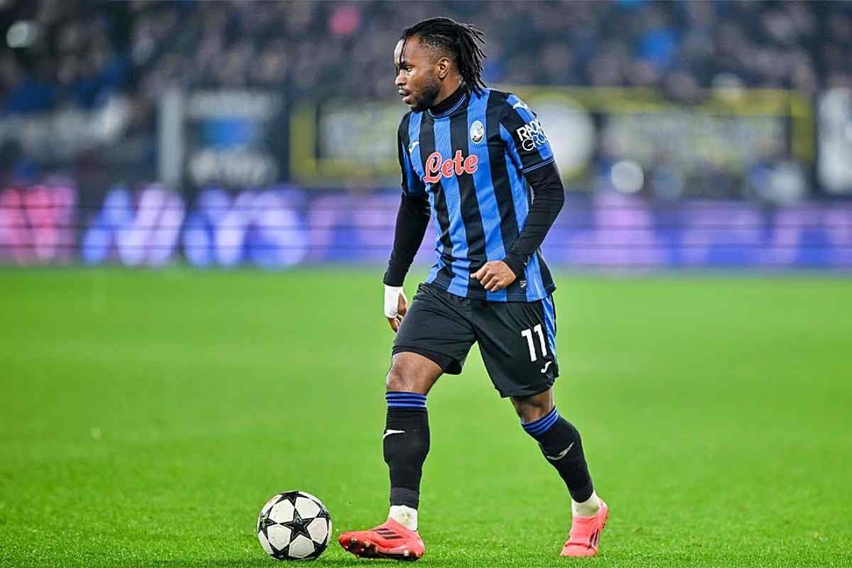 Lookman in azione con l'Atalanta